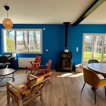 Homestay La Claire Fontaine Favieres (Somme)