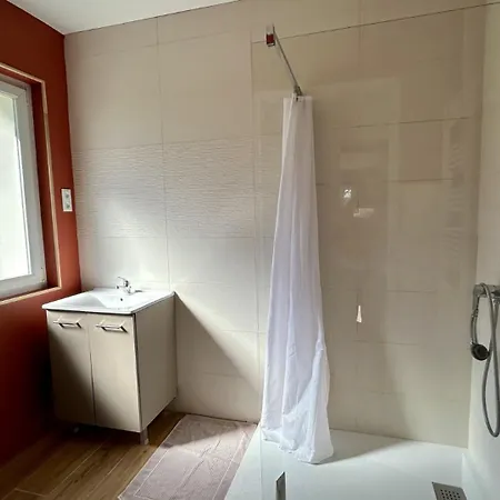 La Claire Fontaine Homestay *